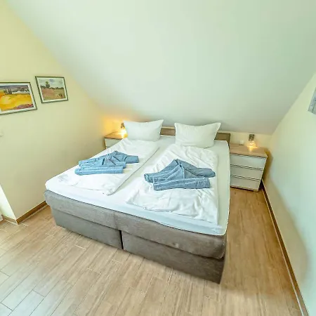 Ferienhaus Rheintor In Bensersiel Feriehus *